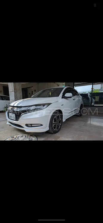 Honda Vezel 2014 for Sale in Lahore Image-1