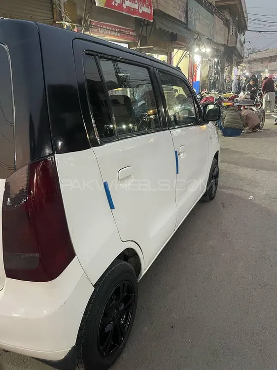 Suzuki Wagon R 2017 for Sale in Lahore Image-1
