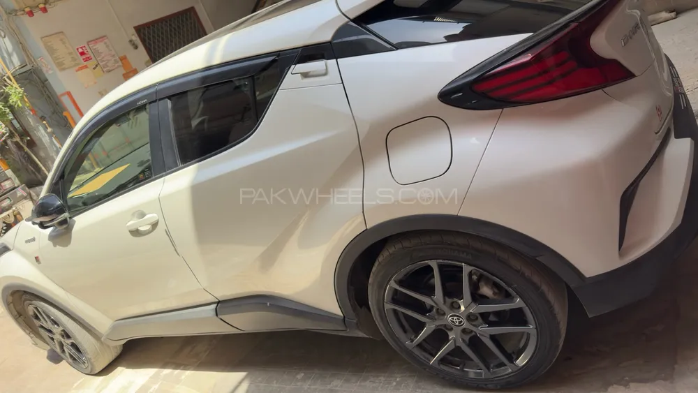 Toyota C-HR 2019 for Sale in Karachi Image-1