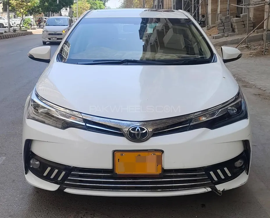 Toyota Corolla 2019 for Sale in Karachi Image-1