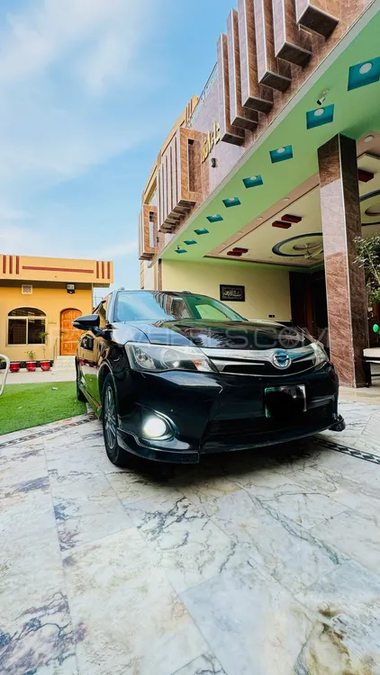 Toyota Corolla Fielder 2014 for Sale in Layyah Image-1
