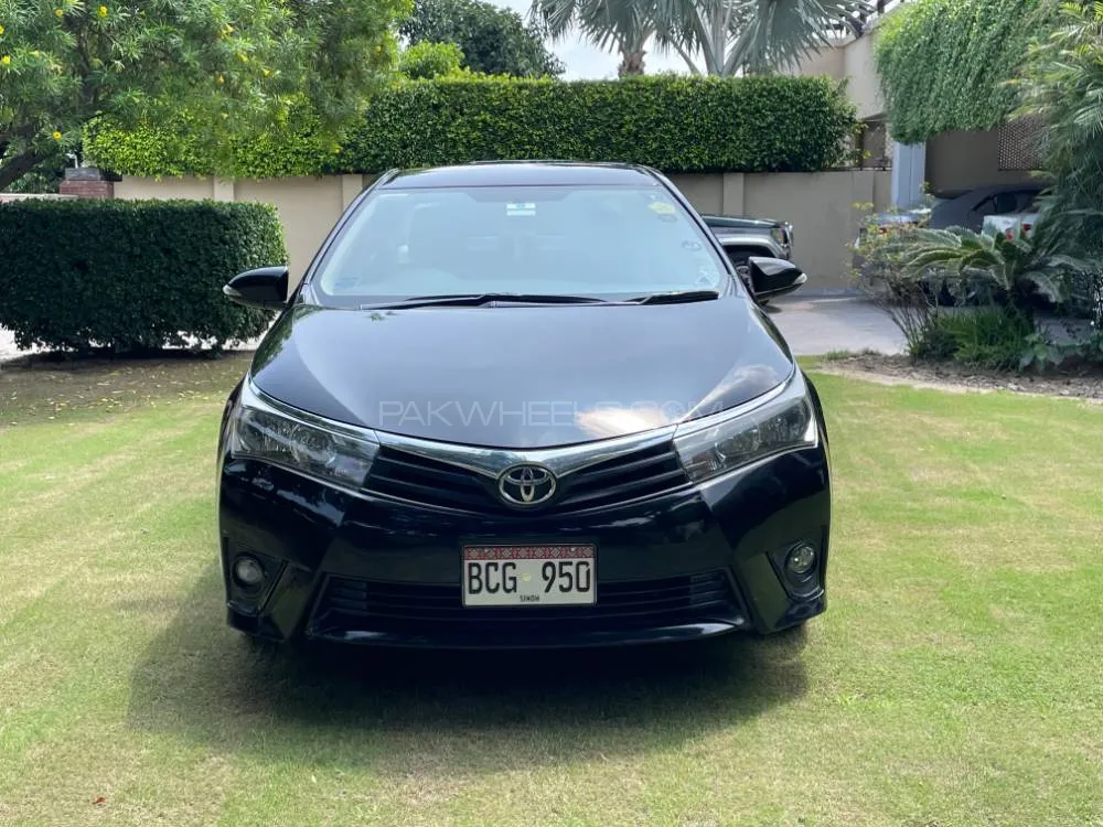Toyota Corolla 2014 for Sale in Lahore Image-1