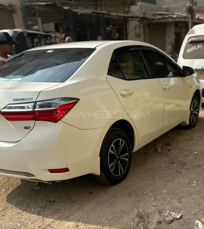 Toyota Corolla 2019 for Sale in Karachi Image-1