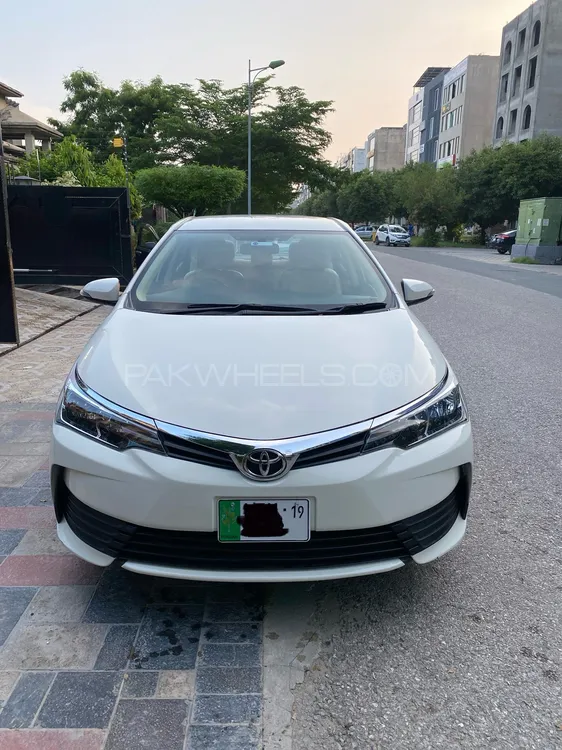 Toyota Corolla 2019 for Sale in Lahore Image-1
