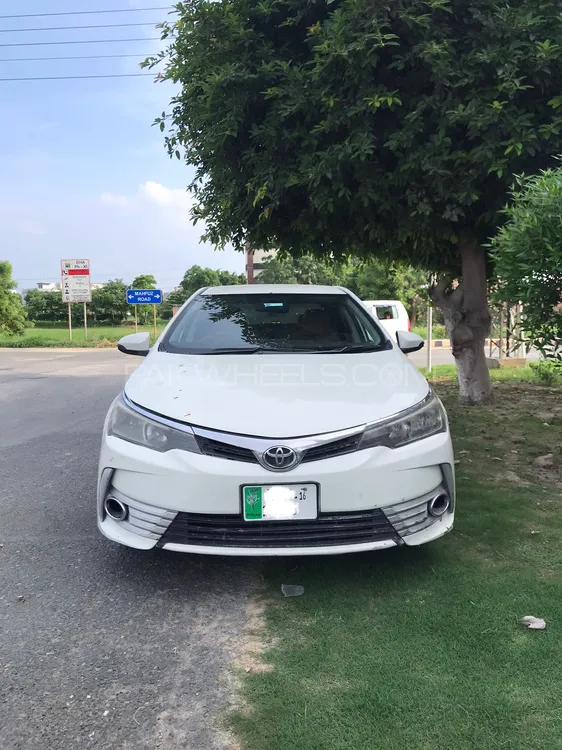 Toyota Corolla 2016 for Sale in Lahore Image-1