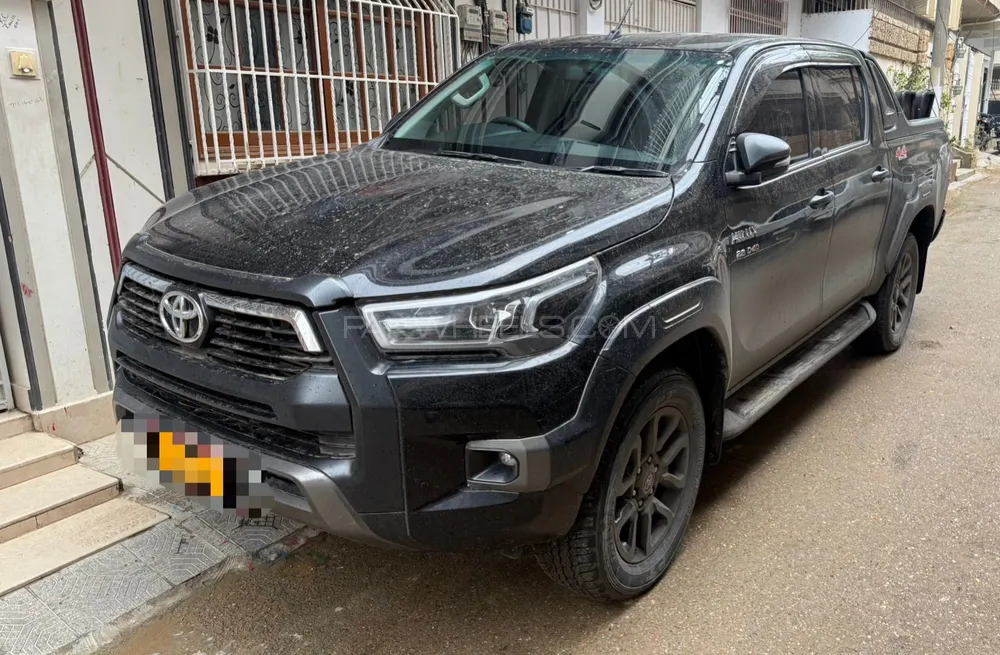 Toyota Hilux 2023 for Sale in Karachi Image-1