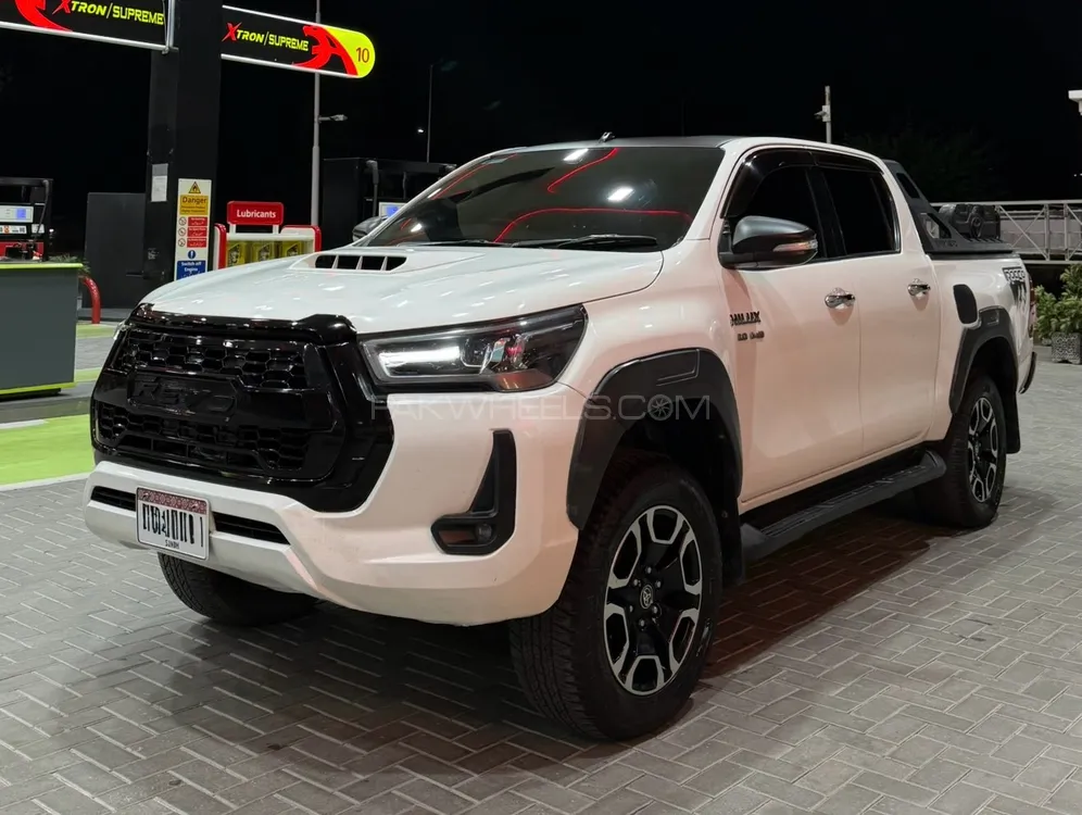 Toyota Hilux 2016 for Sale in Karachi Image-1