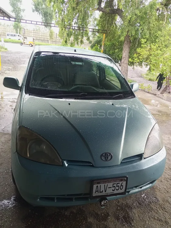 Toyota Prius 2001 for Sale in Peshawar Image-1