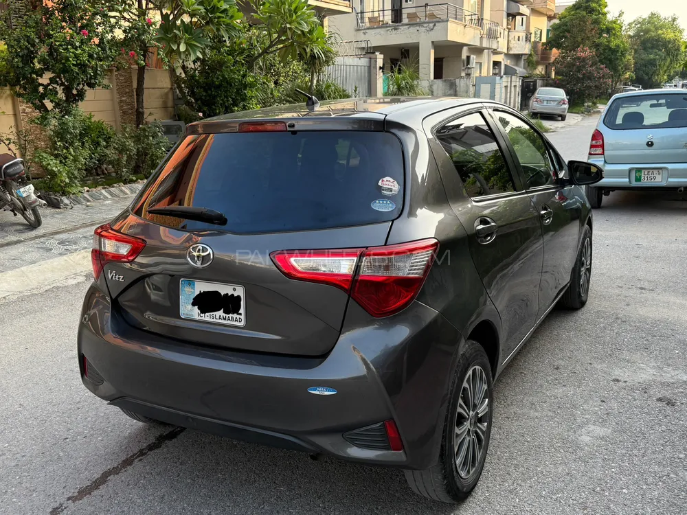 Toyota Vitz 2018 for Sale in Islamabad Image-1