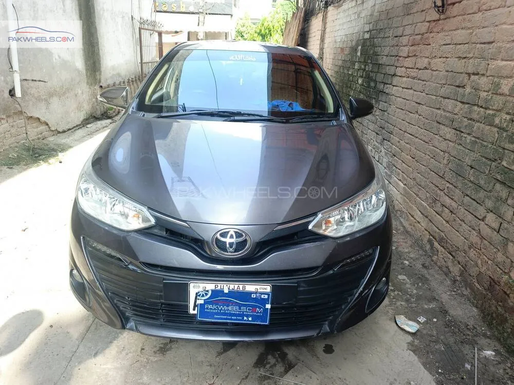Toyota Yaris Sedan 2021 for Sale in Lahore Image-1