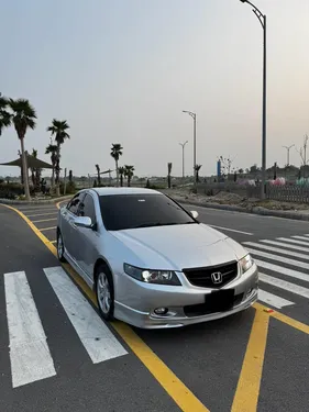 Honda Accord CL9 2004