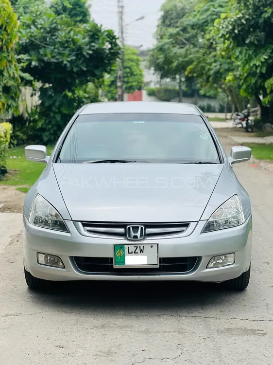 Honda Accord 2005 for Sale in Lahore Image-1