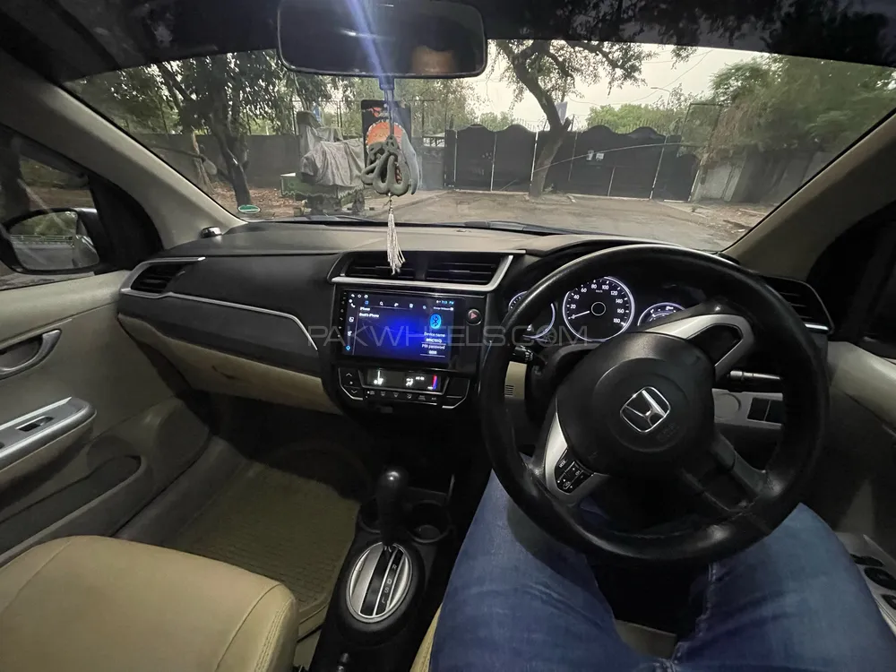 Honda BR-V 2017 for Sale in Lahore Image-1