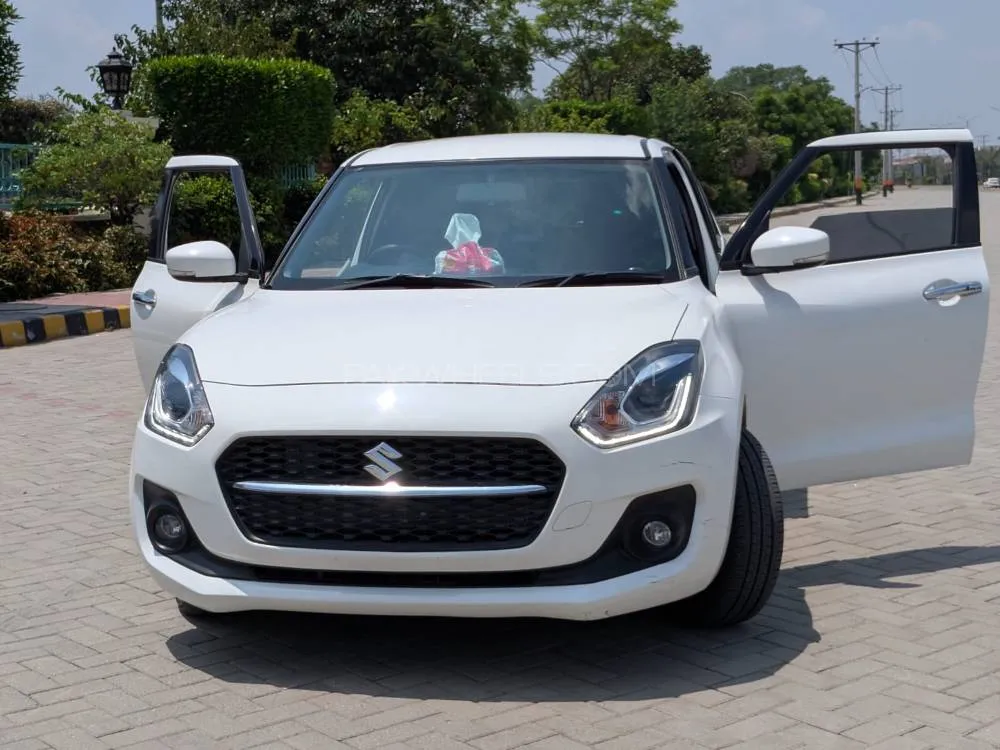 Suzuki Swift 2023 for Sale in Lahore Image-1