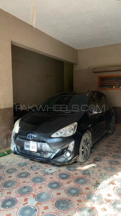 Toyota Aqua 2015 for Sale in Karachi Image-1
