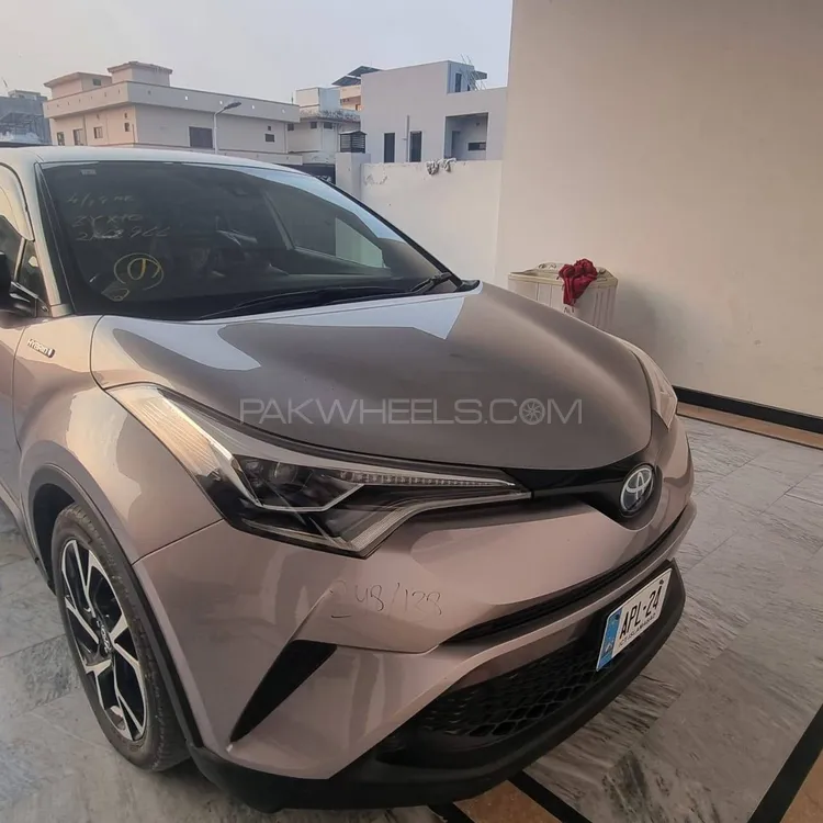 Toyota C-HR 2019 for Sale in Peshawar Image-1