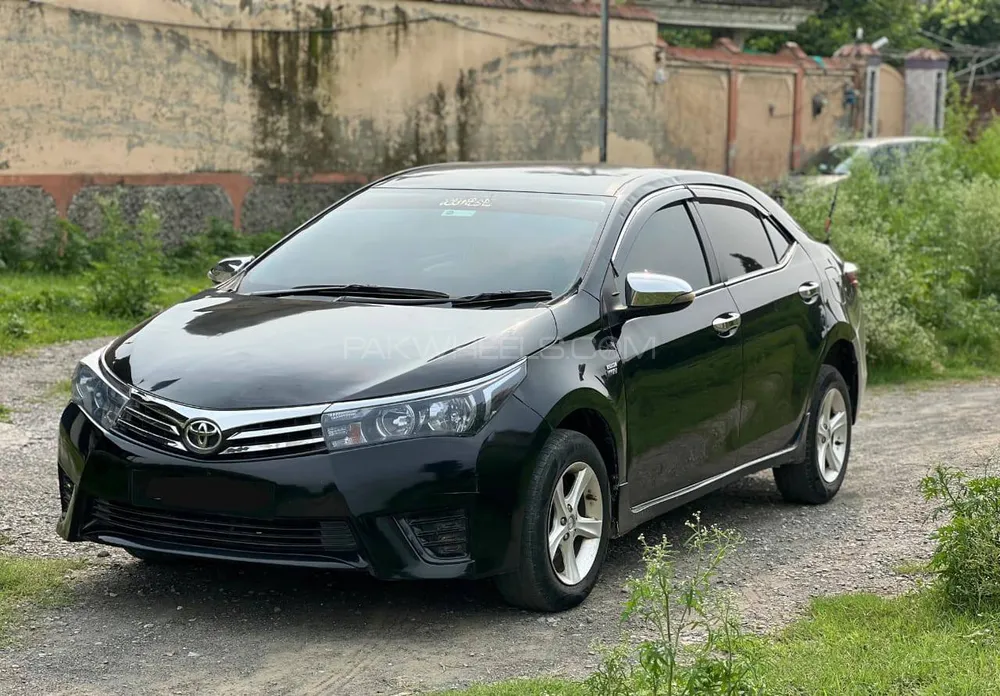 Toyota Corolla 2015 for Sale in Haripur Image-1