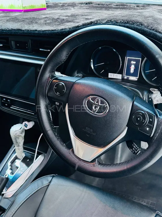 Toyota Corolla 2022 for Sale in Peshawar Image-1