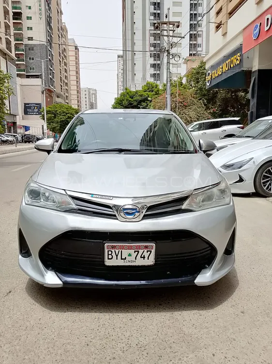 Toyota Corolla Axio 2020 for Sale in Karachi Image-1
