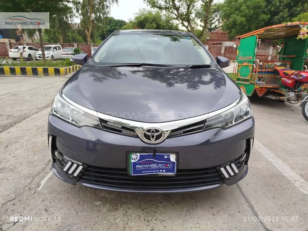 Toyota Corolla 2017 for Sale in Lahore Image-1