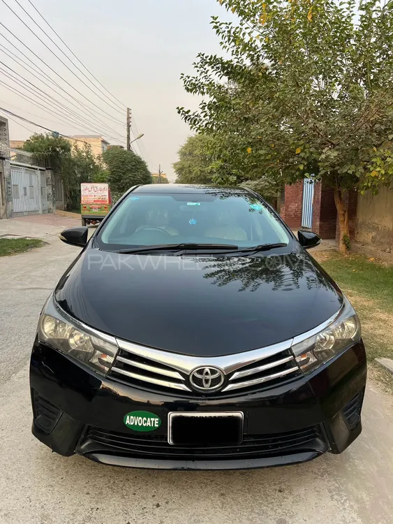 Toyota Corolla 2016 for Sale in Lahore Image-1