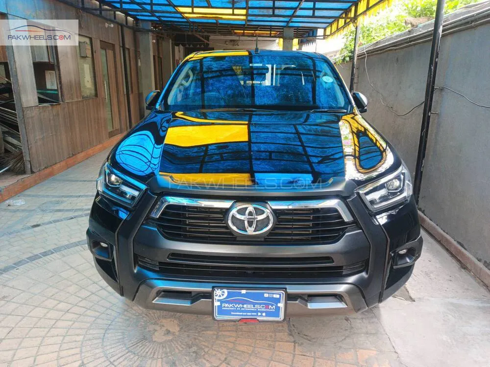 Toyota Hilux 2023 for Sale in Lahore Image-1