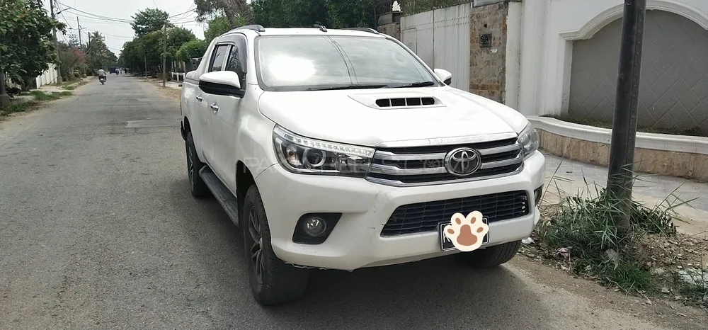 Toyota Hilux 2016 for Sale in Karachi Image-1