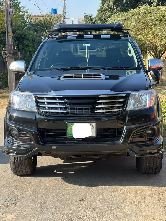Toyota Hilux 2013 for Sale in Lahore Image-1