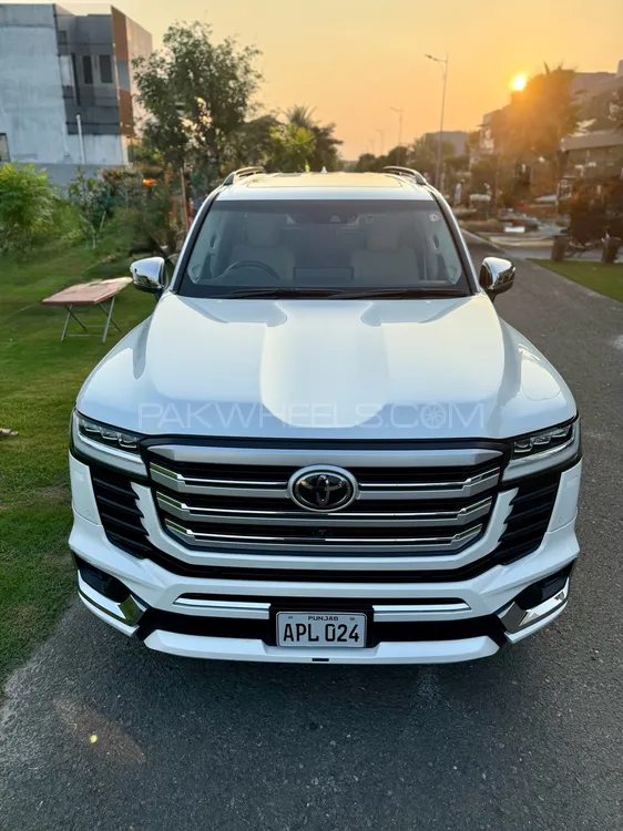 Toyota Land Cruiser 2022 for Sale in Lahore Image-1