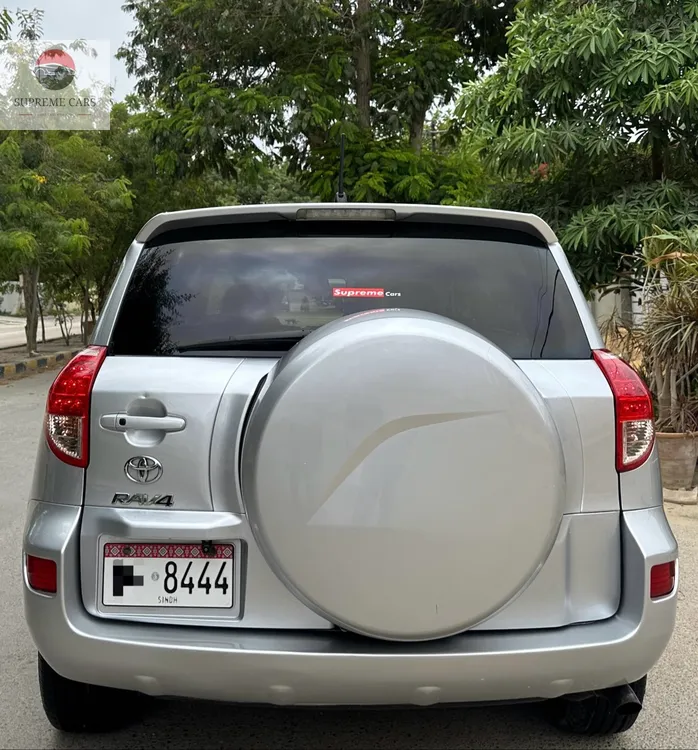 Toyota Rav4 2007 for Sale in Karachi Image-1