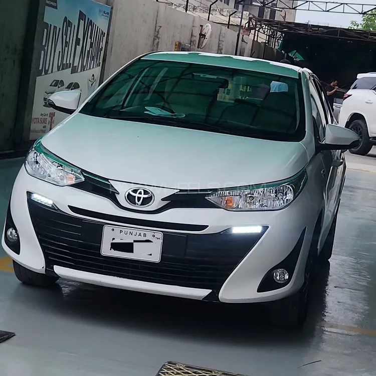 Toyota Yaris Sedan 2022 for Sale in Lahore Image-1