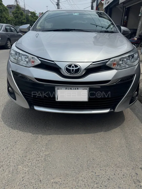 Toyota Yaris Sedan 2020 for Sale in Lahore Image-1