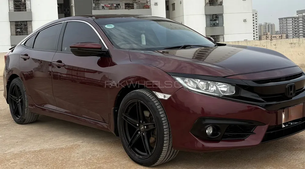 Honda Civic 2018 for Sale in Karachi Image-1