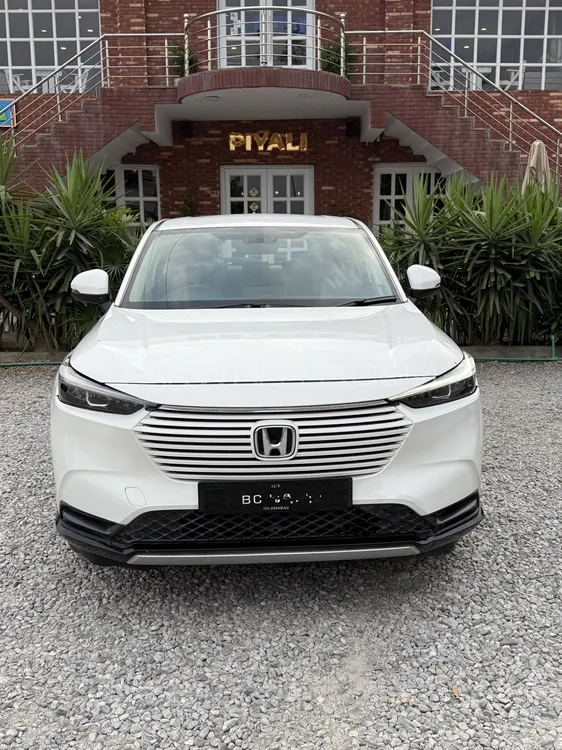 Honda HR-V 2023 for Sale in Peshawar Image-1
