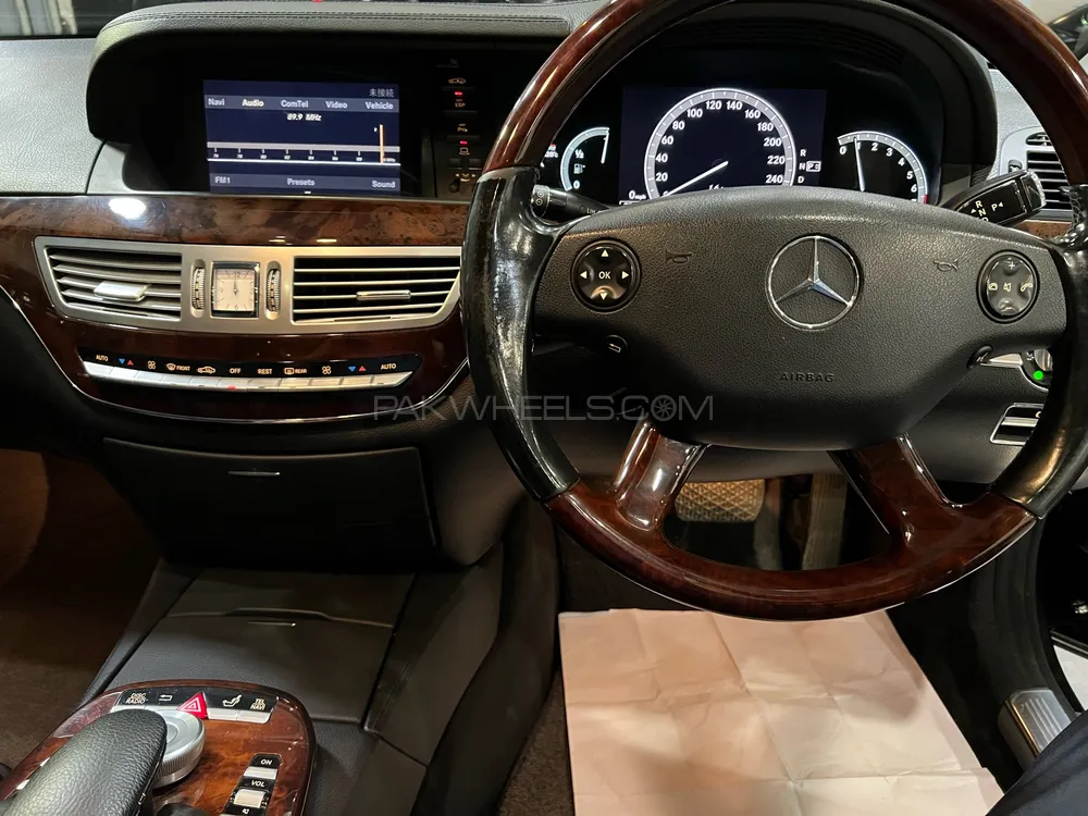 Mercedes Benz S Class 2006 for Sale in Karachi Mercedes Benz S Class 2006 for Sale in Karachi Image-11