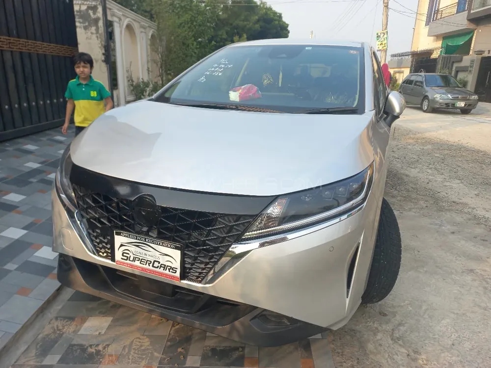Nissan Note 2022 for Sale in Lahore Image-1
