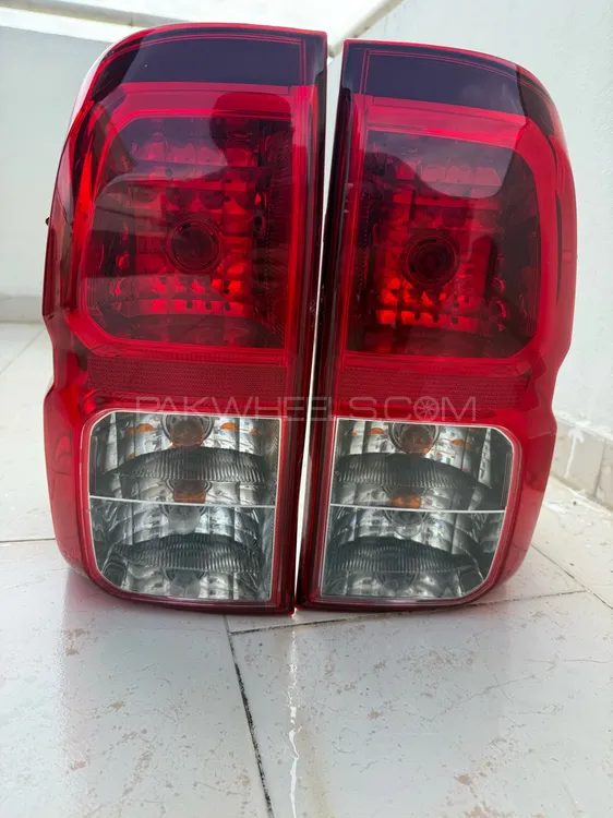 Revo 2016 -2020 back lights Image-1