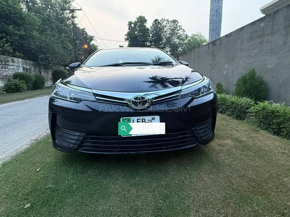 Toyota Corolla 2020 for Sale in Lahore Image-1