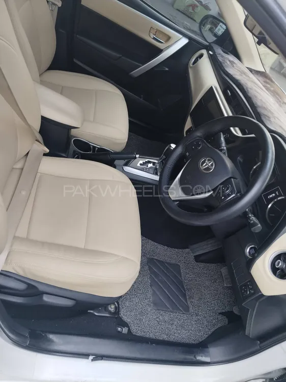 Toyota Corolla 2018 for Sale in Lahore Image-1