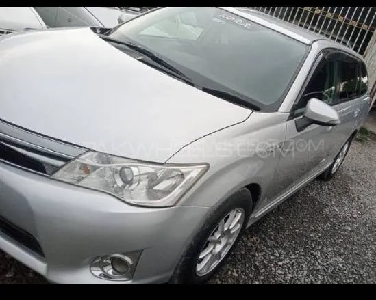 Toyota Corolla Fielder 2014 for Sale in Peshawar Image-1