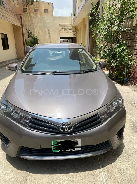 Toyota Corolla 2016 for Sale in Multan Image-1