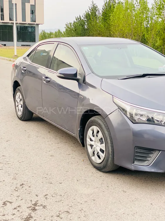Toyota Corolla 2015 for Sale in Islamabad Image-1