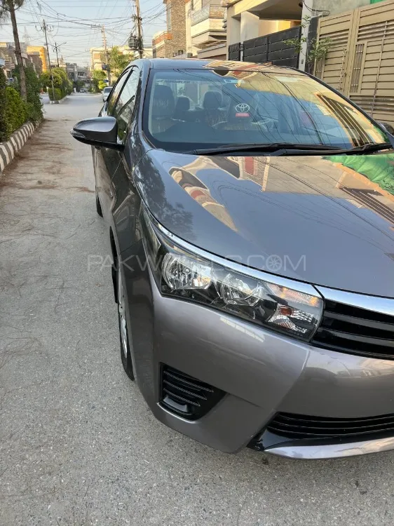 Toyota Corolla 2015 for Sale in Peshawar Toyota Corolla 2015 for Sale in Peshawar Image-2