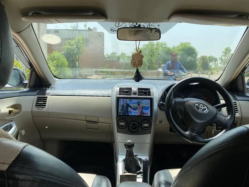 Toyota Corolla 2014 for Sale in Gojra Image-1
