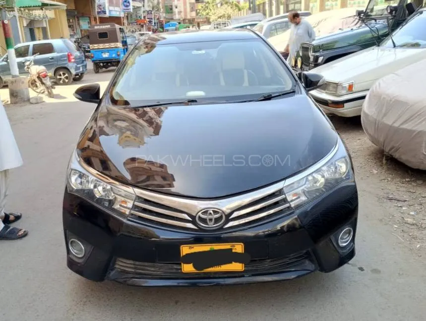 Toyota Corolla 2015 for Sale in Karachi Image-1