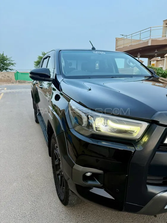 Toyota Hilux 2022 for Sale in Multan Image-1