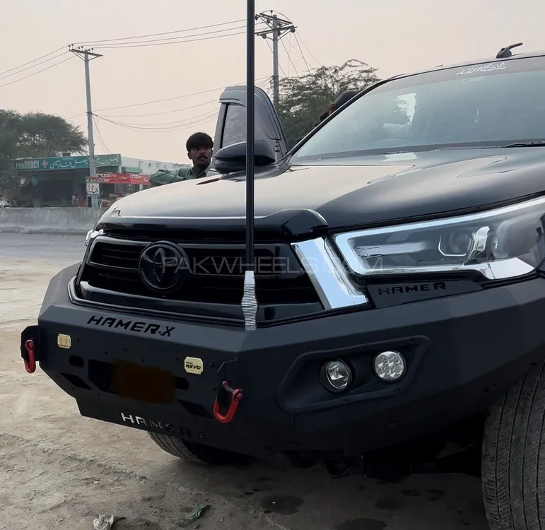 Toyota Hilux 2019 for Sale in Multan Image-1
