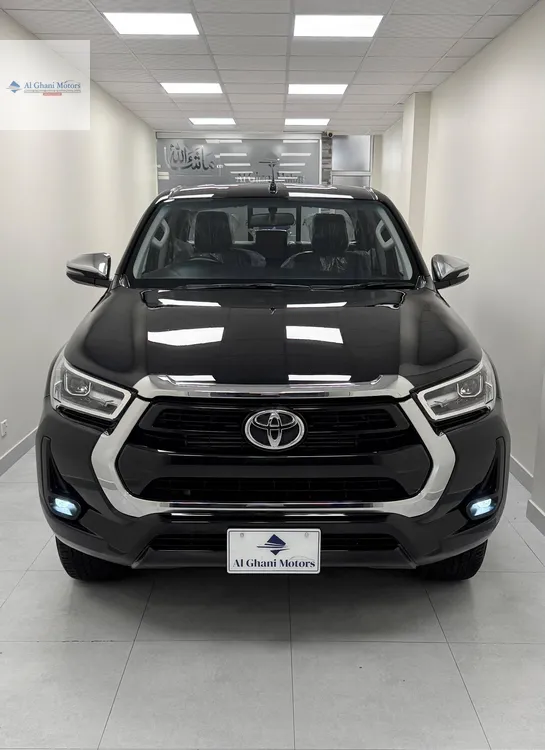 Toyota Hilux 2021 for Sale in Karachi Image-1