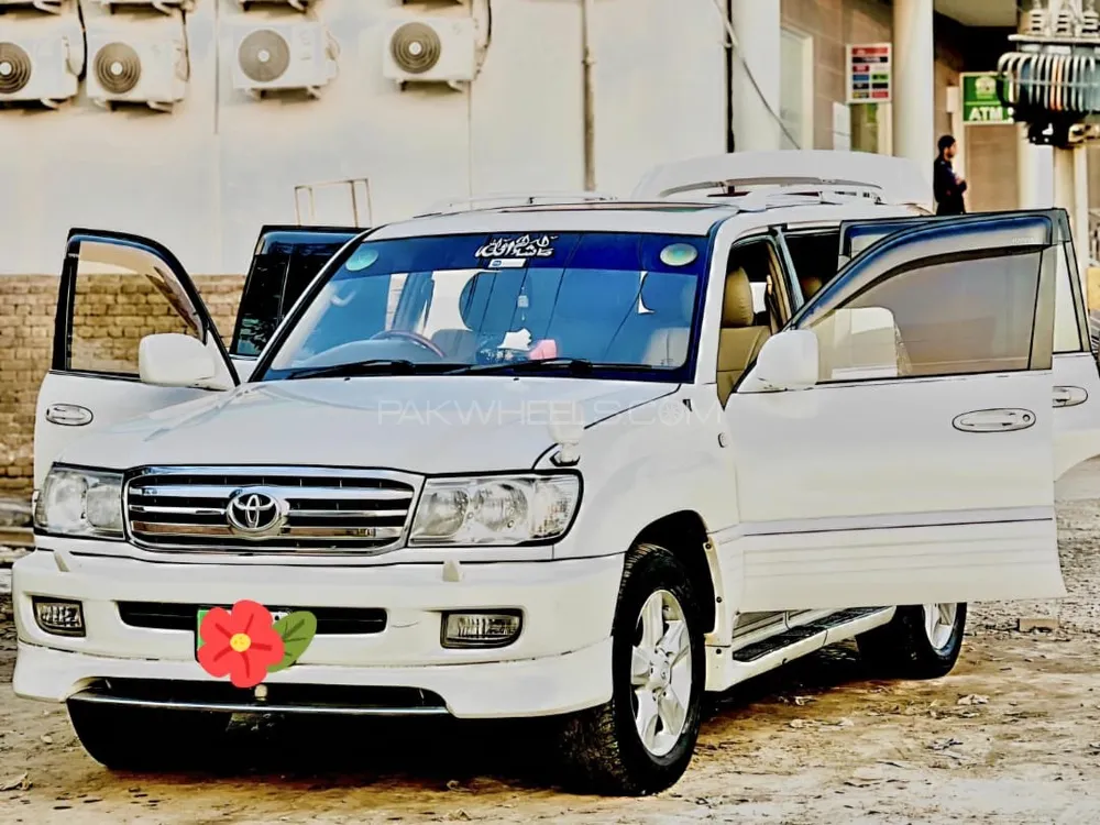Toyota Land Cruiser 2005 for Sale in Kharian Image-1