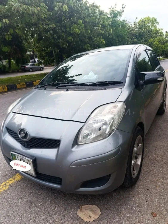 Toyota Vitz 2010 for Sale in Islamabad Image-1